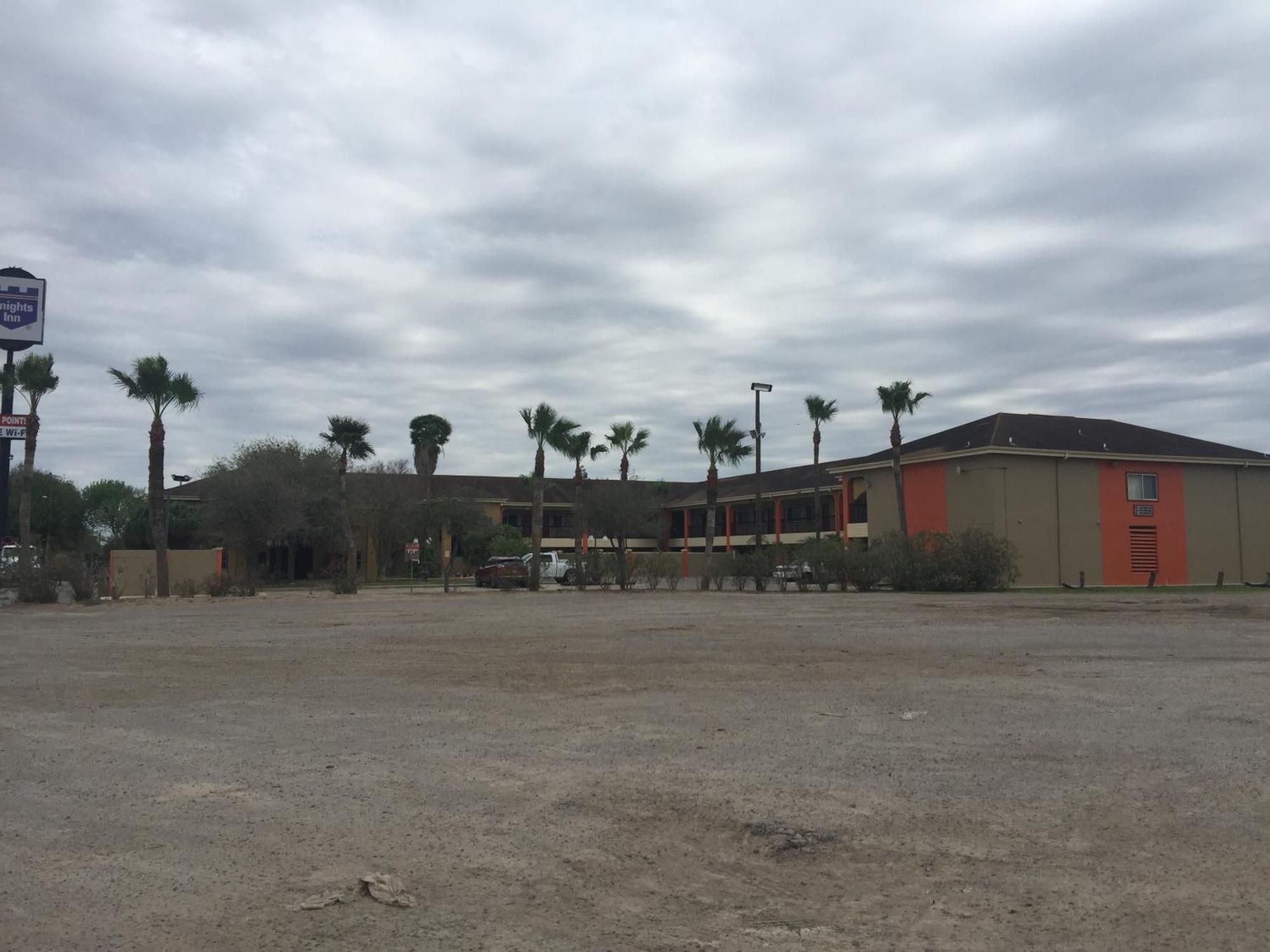 Texas Inn And Suites City Center At University Dr. Edinburg Kültér fotó