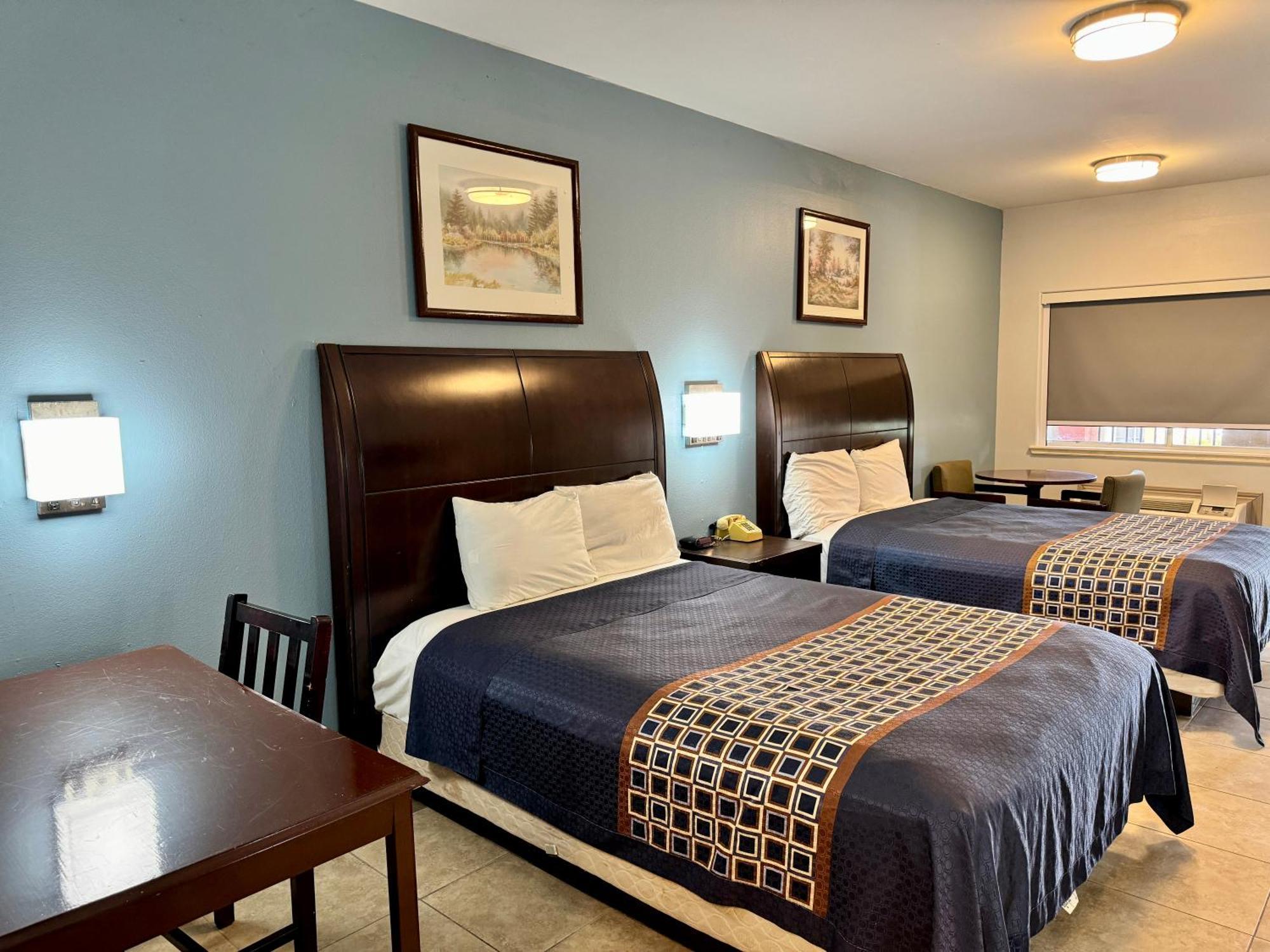 Texas Inn And Suites City Center At University Dr. Edinburg Kültér fotó